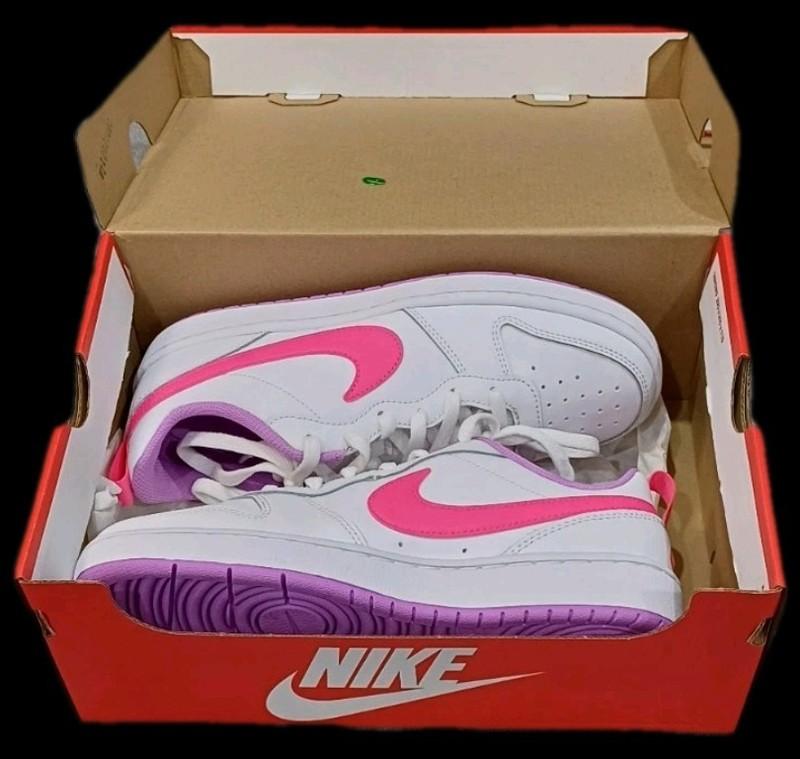 Nike Court Borough Low 2 (GS) Shoe's Size-US6Y Pink-Fuchsia Glow Hyper Rose