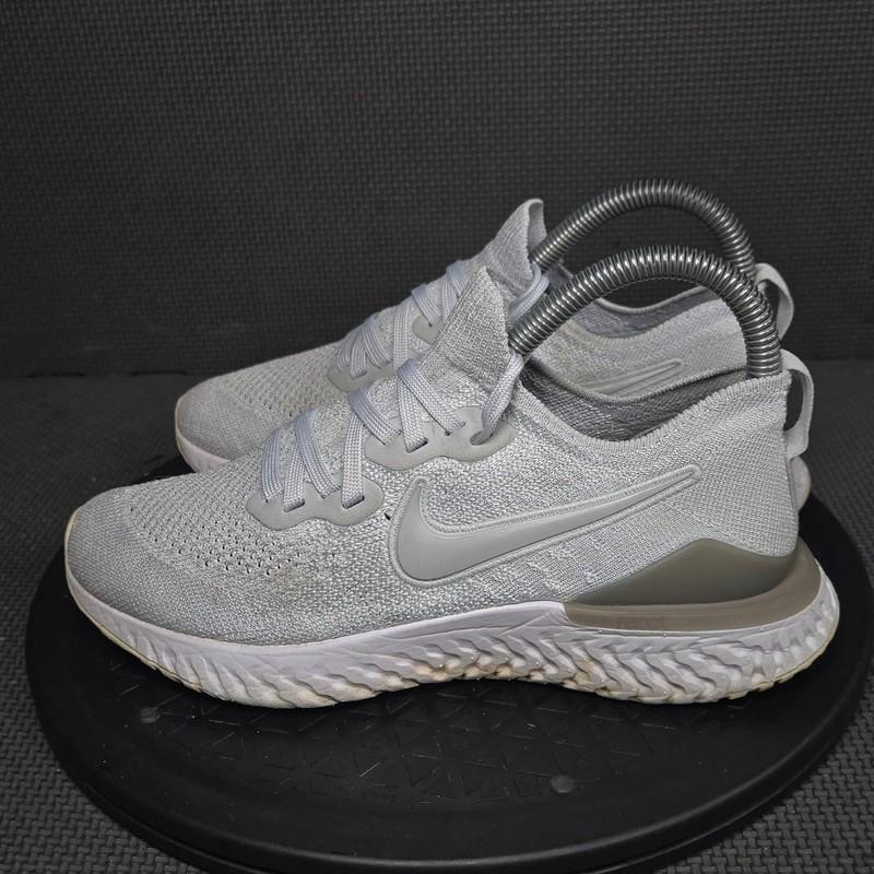 Nike Epic React Flyknit 2 Shoes Womens Sz 6 Gray White Athletic Trainers