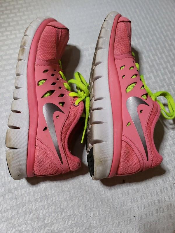 NIKE Flex 2013 Run Girls Pink Yellow Athletic Shoes 579971-602 Sz 4.5Y EUR 36.5