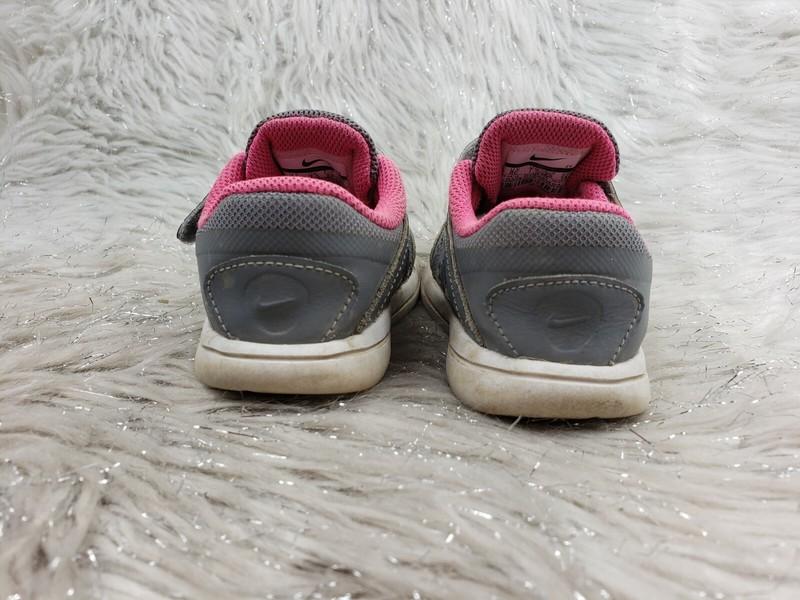 NIKE FLEX 2016 RUN Gray Pink Sneakers Toddler Size US 8C EUR 25
