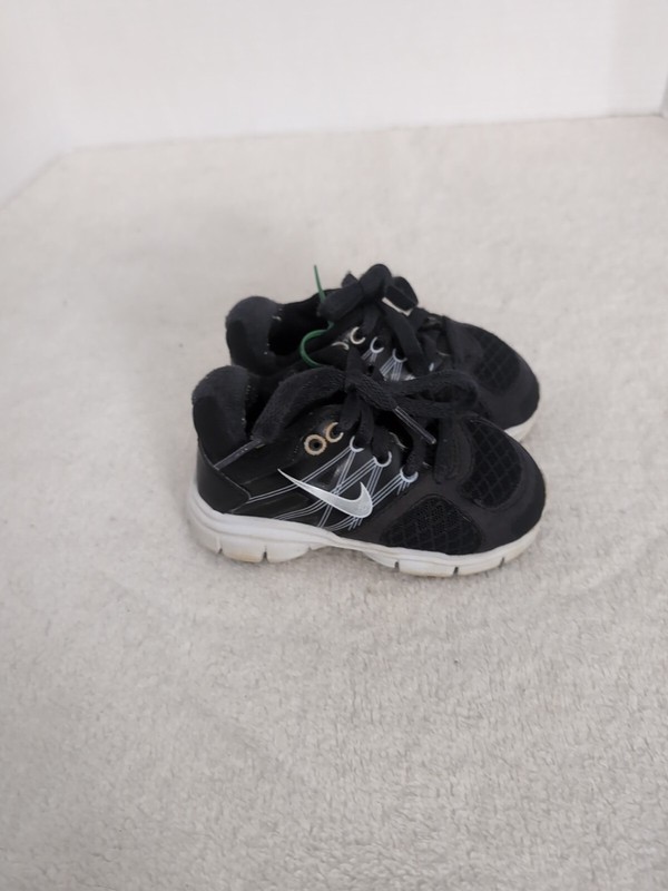 Nike Glide 2 Toddler Sz 5 Medium Black Fabric