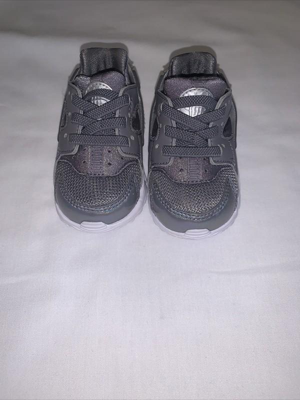 Nike Huarache Run Baby Infant Kids Sneakers Grey Size 4C