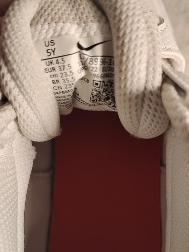 NIKE Hustle D 11