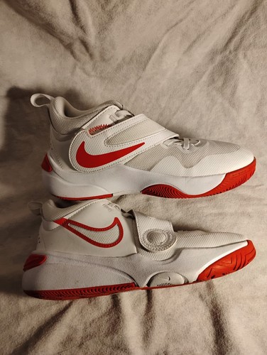 NIKE hustle D 11