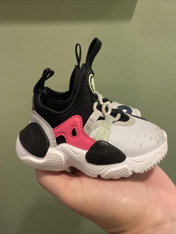 Nike Infant Baby Toddler Shoes Black Pink Mesh Upper Size 4 Size 4C EUC