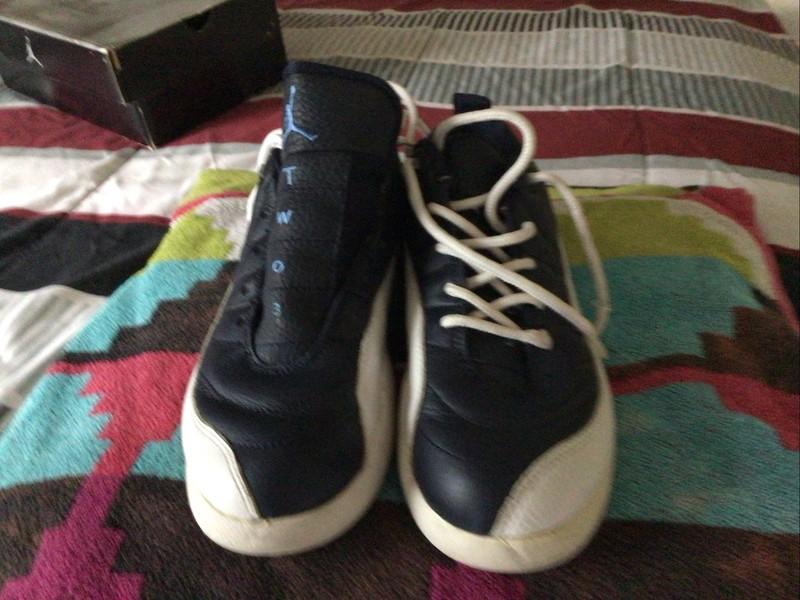 NIKE Jordan 12 Retro Low Youth Size 3