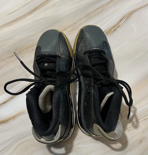 Nike Jordan Dub Zero Black & Wolf Gray Youth Size 5.5Y