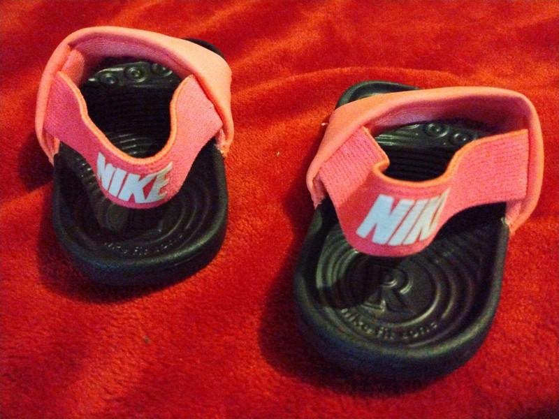 Nike Kawa Slide Girls Pink Size US 4C - FREE SHIPPING