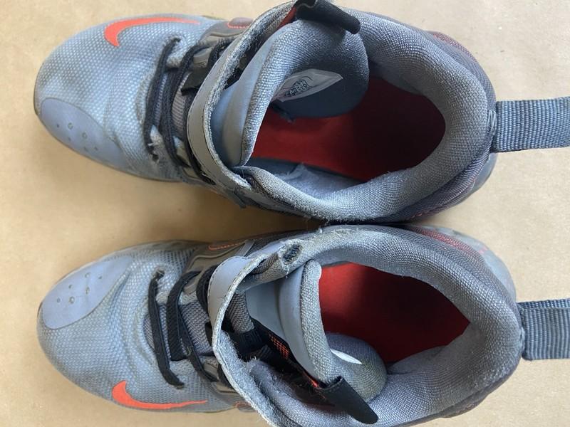 Nike KD Trey 5 Kids Size 1.5 Kevin Durant Basketball Shoes