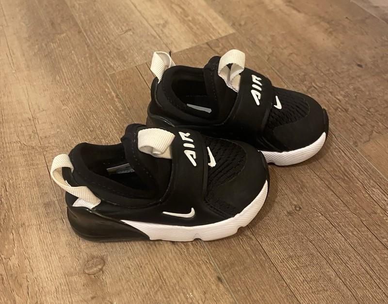 Nike Kid’s Air Max 270 Extreme Sneakers In Black & White Size 6 Toddler