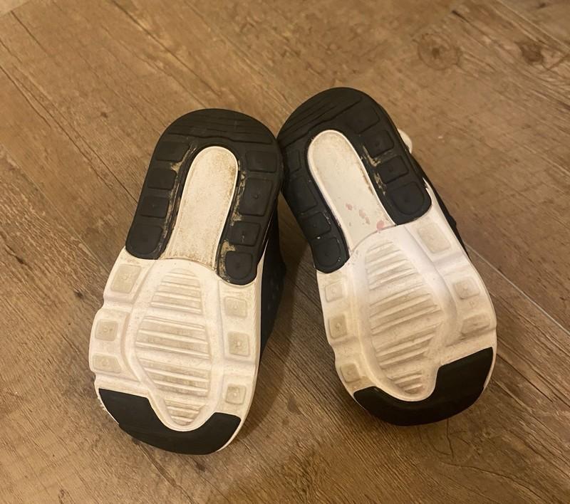 Nike Kid’s Air Max 270 Extreme Sneakers In Black & White Size 6 Toddler