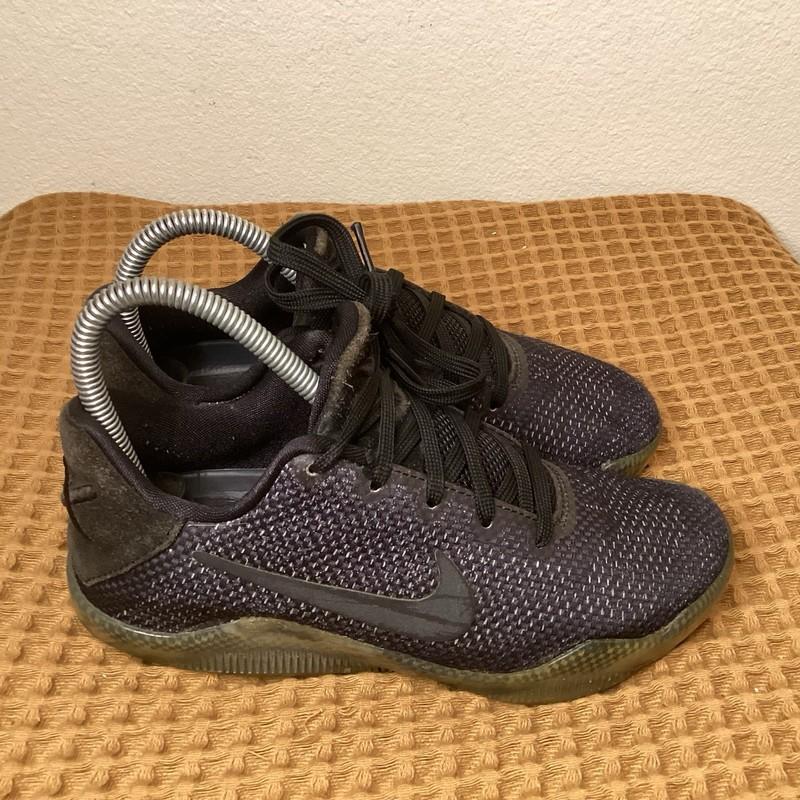 Nike Kobe 11 Elite Low Youth Sz 4Y Kids Black Space Sneakers Basketball 822945