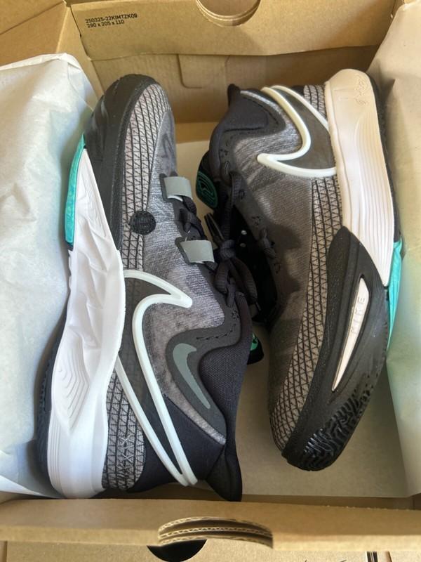 Nike Kyrie 8 Go Gs Black Menta Youth 5.5y Kids