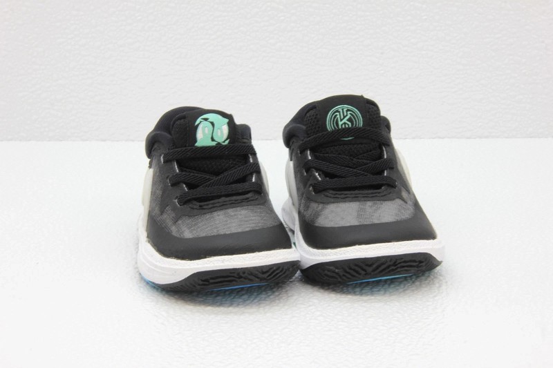 Nike Kyrie 8 (TD) - Black Menta- DQ8081 001 - Size 9C Toddlers Shoes