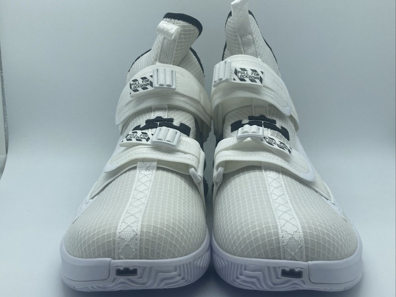 Nike Lebron Soldier XIII 13 SFG TB Men Sz 11-12 Basketball Shoe CN9809-113 White