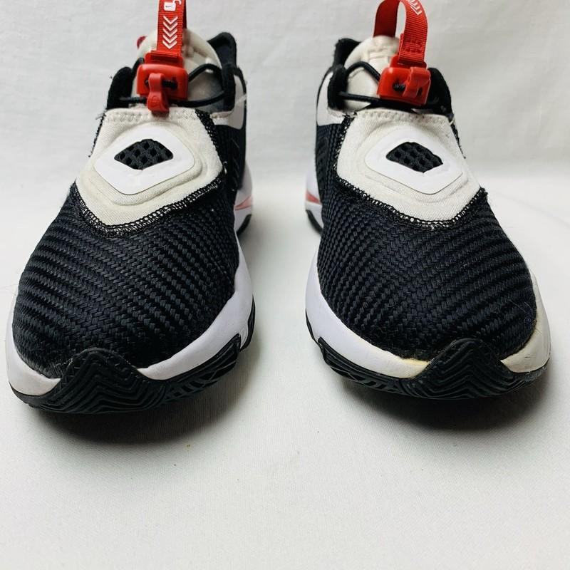 Nike LeBron Soldier XIV Basketball Shoes Size 5.5 Athletic Sportswear