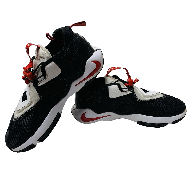 Nike LeBron Soldier XIV Basketball Shoes Size 5.5 Athletic Sportswear