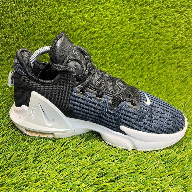 Nike LeBron Witness 6 Boys Size 6.5Y Blue Black White Basketball Shoes Sneakers