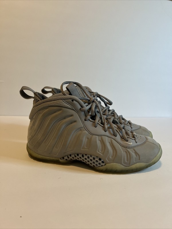 Nike Lil Posite One Premium 'Wolf Grey' size 6Y