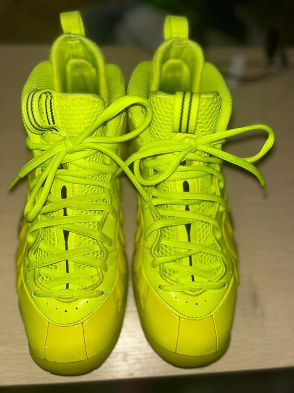 Nike Little Posite Pro Volt Shoes In Yellow Size 4.5Y