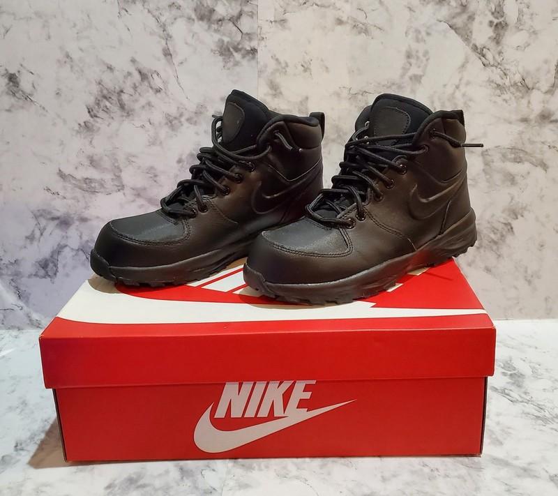 Nike Manoa Leather ‘17 LTR (GS) Size 5.5 Youth 2024
