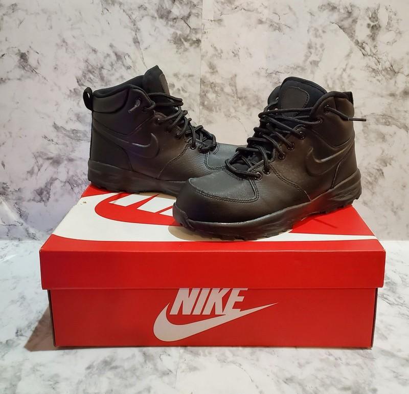 Nike Manoa Leather ‘17 LTR (GS) Size 5.5 Youth 2024