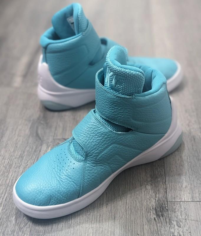 Nike Marxman Hyper Jade Sneakers Size 6Y Pre-owned