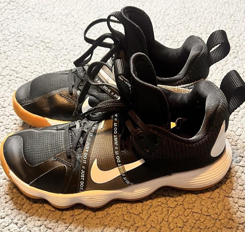 Nike React HyperSet Black And White Sneakers Boys Size 7