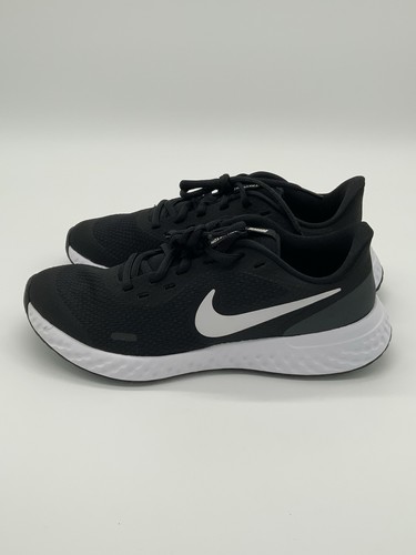 Nike Revolution 5 Running Shoe Trainers US Size 6Y Model: BQ5671-003