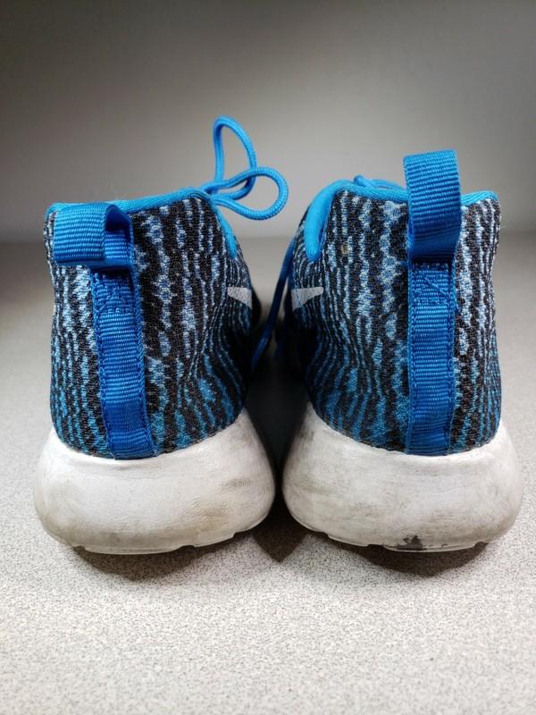 Nike Roshe One Flight Weight Youth Size 5.5Y Shoes Print Blue Black 705485-401