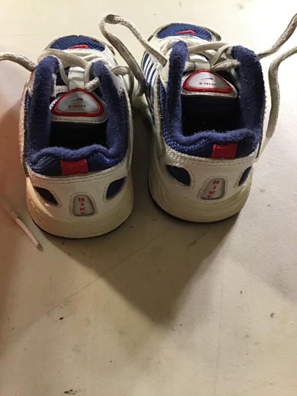Nike Size 4C Baby Sporty Athletic Sneakers In Very Good Pre Owned Condition