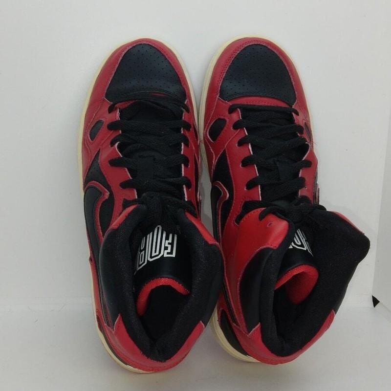Nike Son Of Force Boys Pre-owned Mid Red & Black Basketball Sneakers - Sz. 7Y