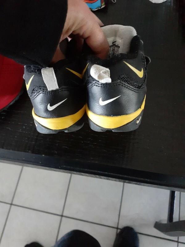 Nike Speed Turf Toddlers Black Yellow Shoes 535737-071 - Size 7C
