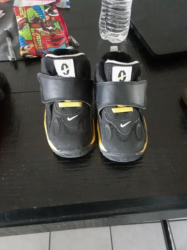 Nike Speed Turf Toddlers Black Yellow Shoes 535737-071 - Size 7C