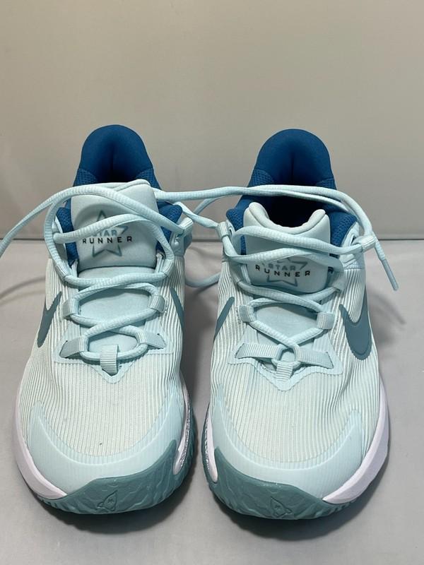 Nike Star Runner 4 Athletic Running Sneaker Boys 4Y Blue Knitted DX7615-404 S460