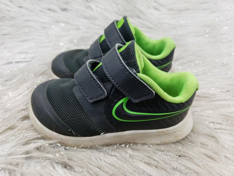 NIKE STAR RUNNER AT1803-004 Gray Green Sneakers Kids Child Size 7C / 23.5