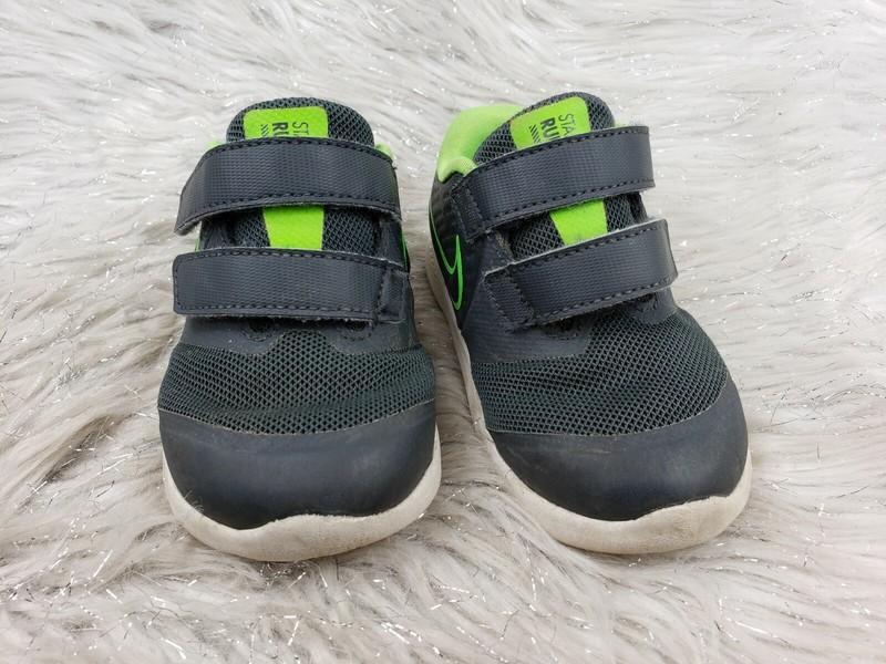 NIKE STAR RUNNER AT1803-004 Gray Green Sneakers Kids Child Size 7C / 23.5