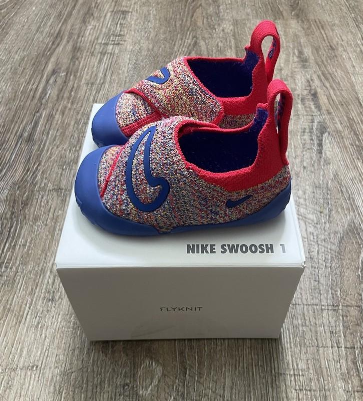 Nike Swoosh 1 TD Infant Fkyknit Shoes Sail Game Royal Siren Red Sz 6C FB3244-100