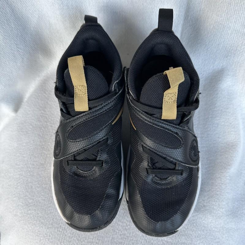 Nike Team Hustle D 11 (GS) Black/Gold/White Youth Sneakers Size 1.5Y DV8994