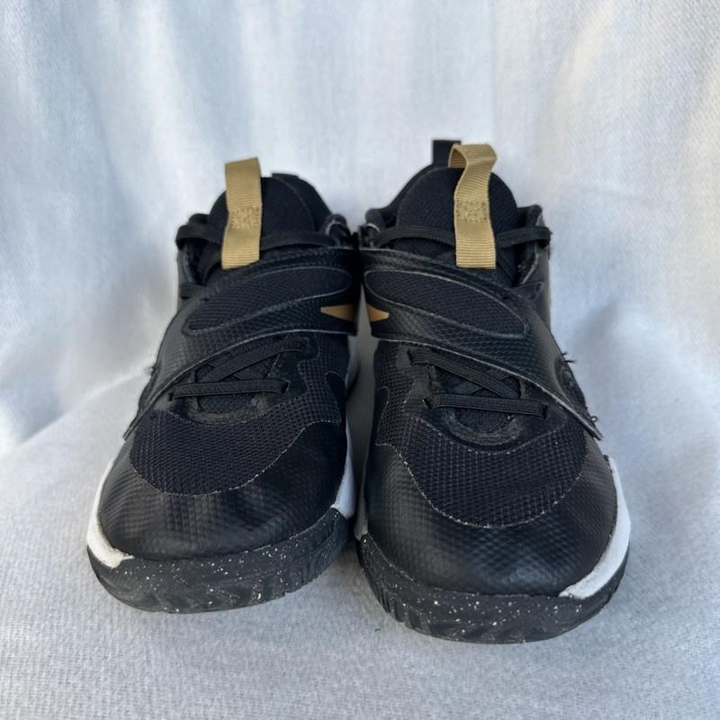 Nike Team Hustle D 11 (GS) Black/Gold/White Youth Sneakers Size 1.5Y DV8994