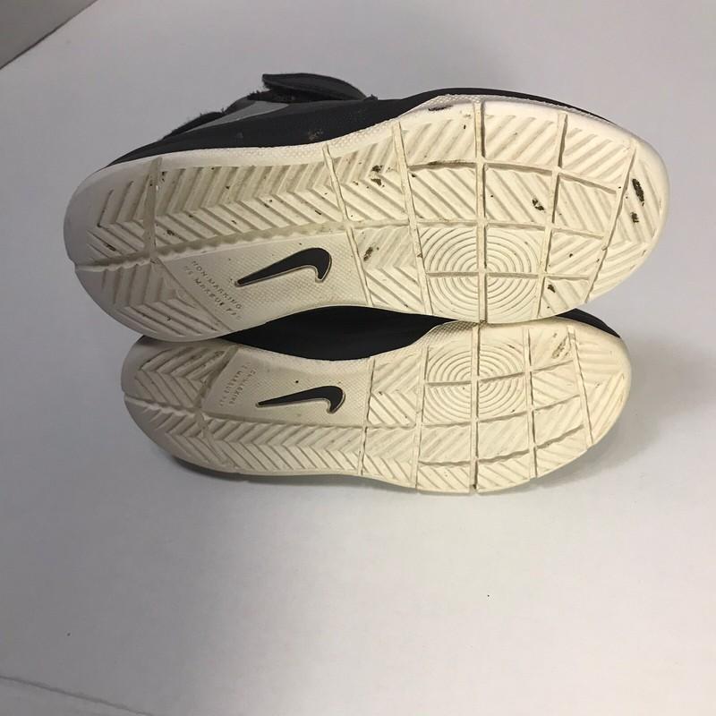 Nike Team Hustle D 7 Black Size 9C 748002-001