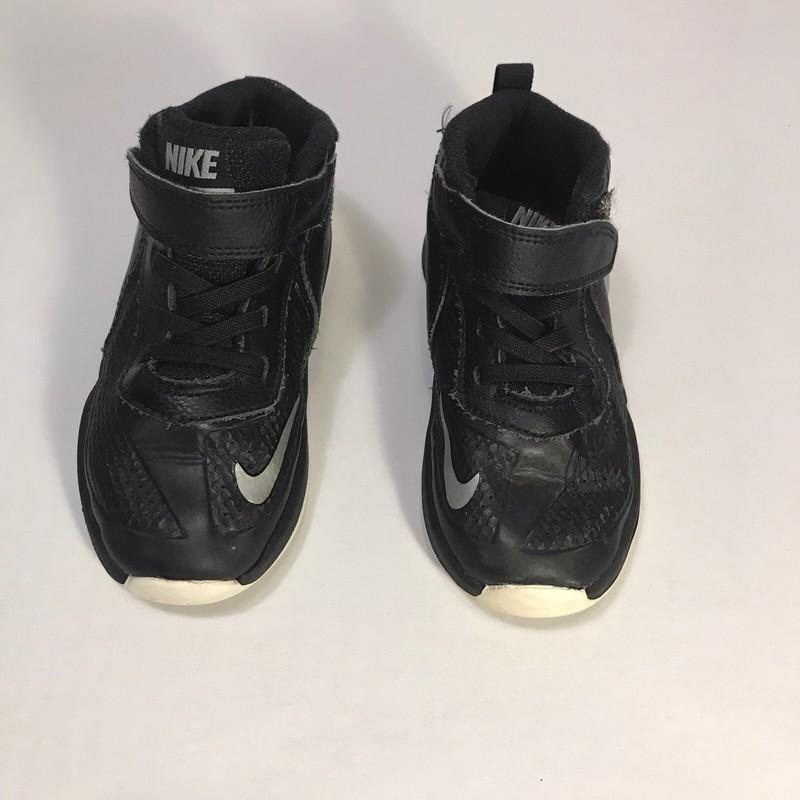 Nike Team Hustle D 7 Black Size 9C 748002-001