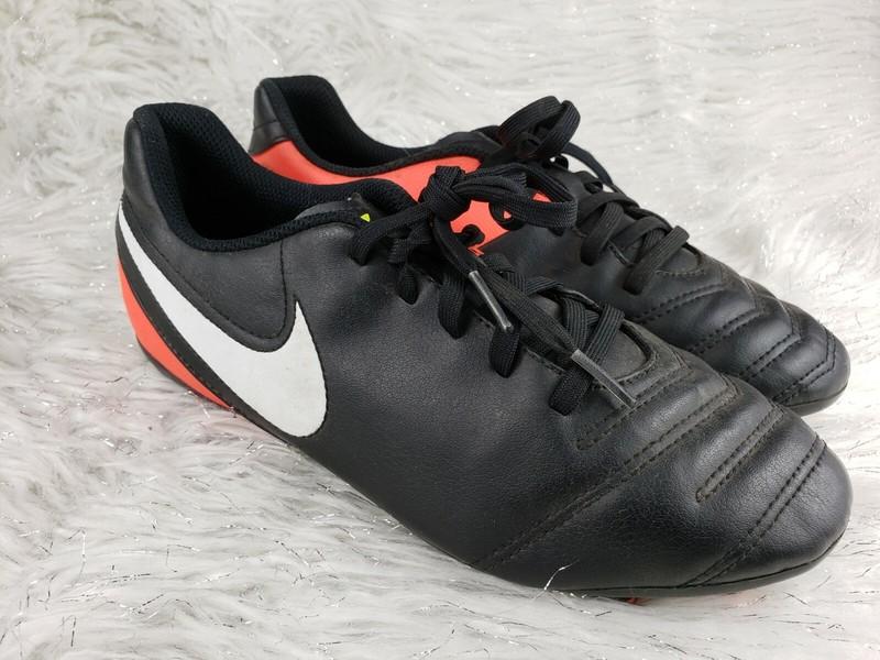 Nike TIEMPO Rio III FG (819195-018) Youth Size US 5.5Y EUR 38 Soccer Cleats