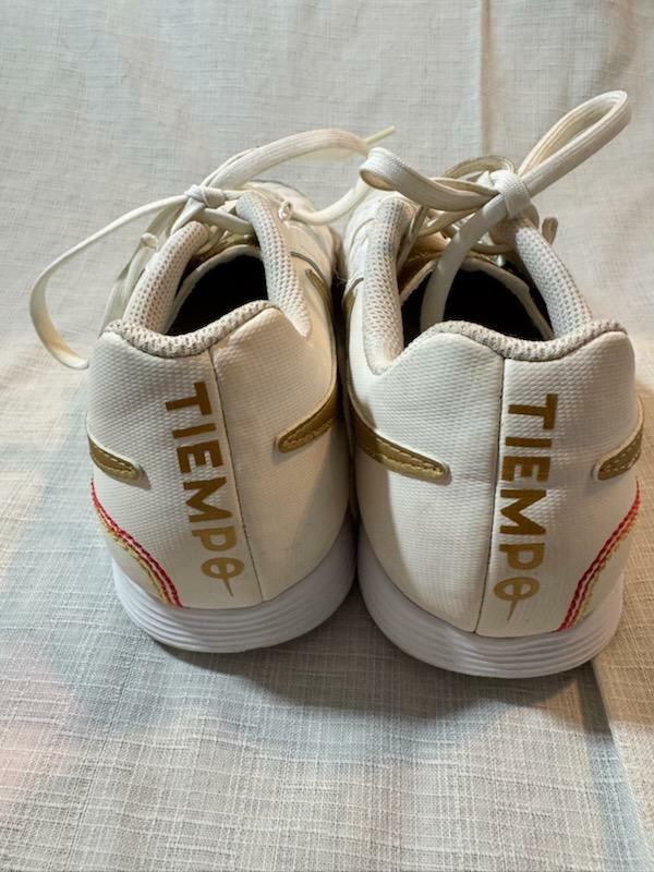 Nike Tiempo Soccer Sneakers Shoes 6.5 White Metallic Gold Lace Up