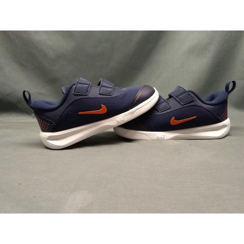 Nike Toddler Omni Multi-Court (TD) Sneakers Slip-On Blue Size 6