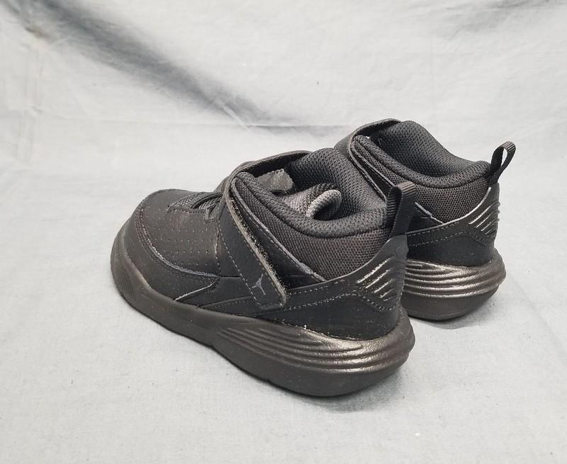 Nike Toddlers Jordan Max Aura 5 (TD) Slip On Sneakers Black Size 10 NEW IN BOX