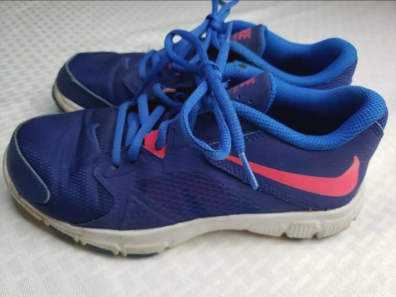 Nike Training Flex Supreme TR 3 2014 Running Youth Size 4.5Y Style 653885-400