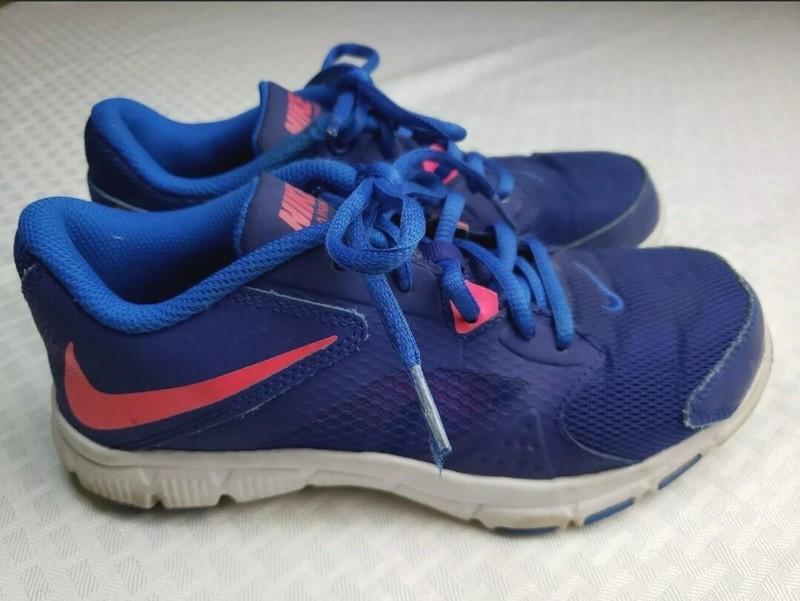 Nike Training Flex Supreme TR 3 2014 Running Youth Size 4.5Y Style 653885-400