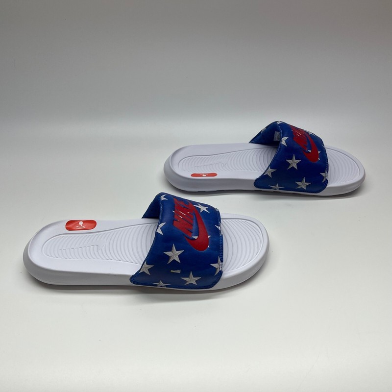 NIKE VICTORI ONE WOMENS SLIDES RED WHITE BLUE STARS SIZE 9