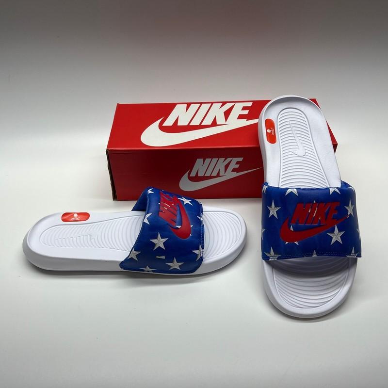 NIKE VICTORI ONE WOMENS SLIDES RED WHITE BLUE STARS SIZE 9